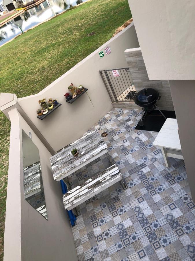 The Ark Guesthouse At Marina Martinique Jeffreys Bay Exterior photo