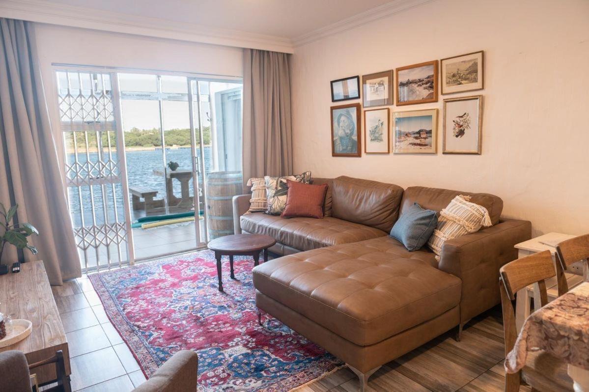 The Ark Guesthouse At Marina Martinique Jeffreys Bay Exterior photo