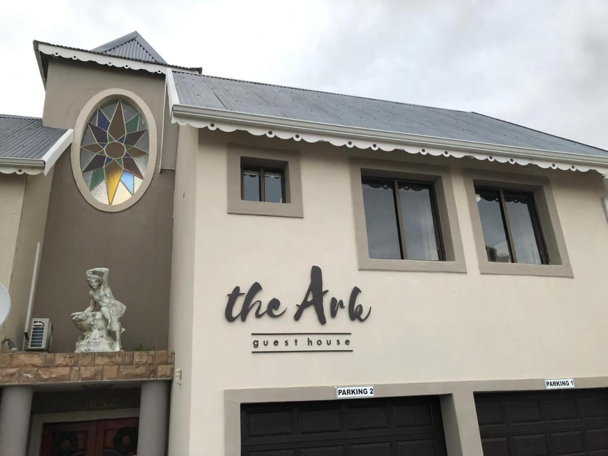 The Ark Guesthouse At Marina Martinique Jeffreys Bay Exterior photo